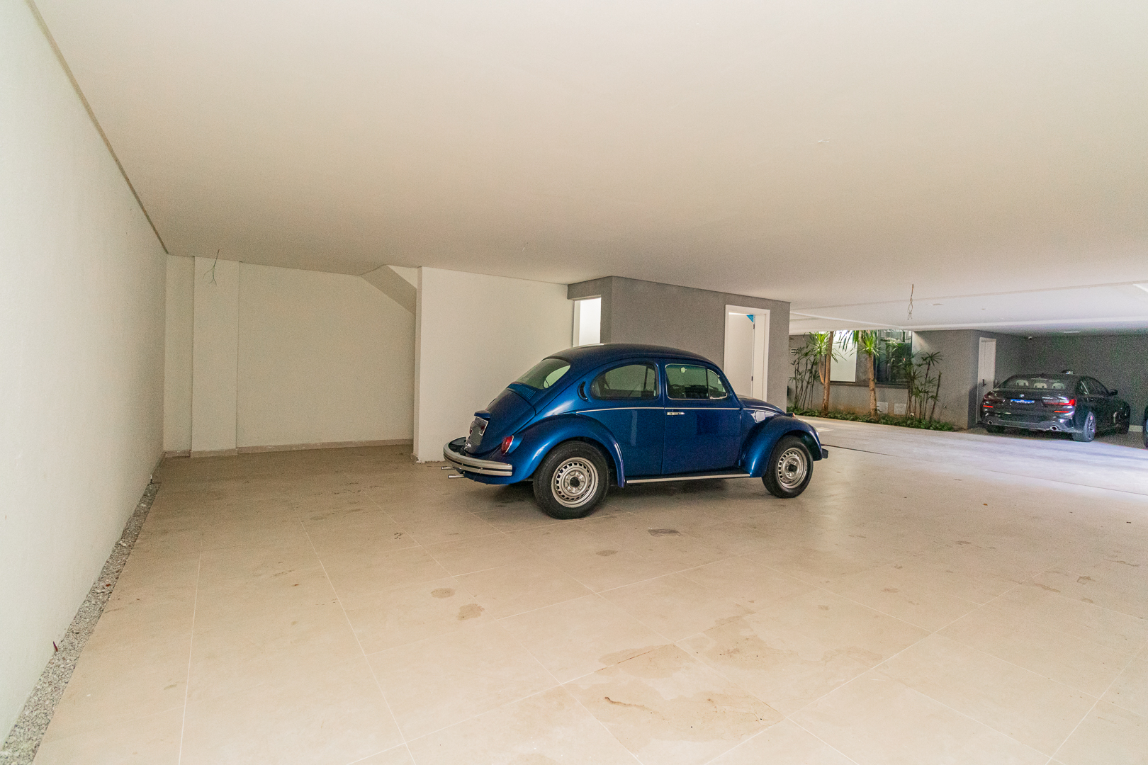 Garagem ampla